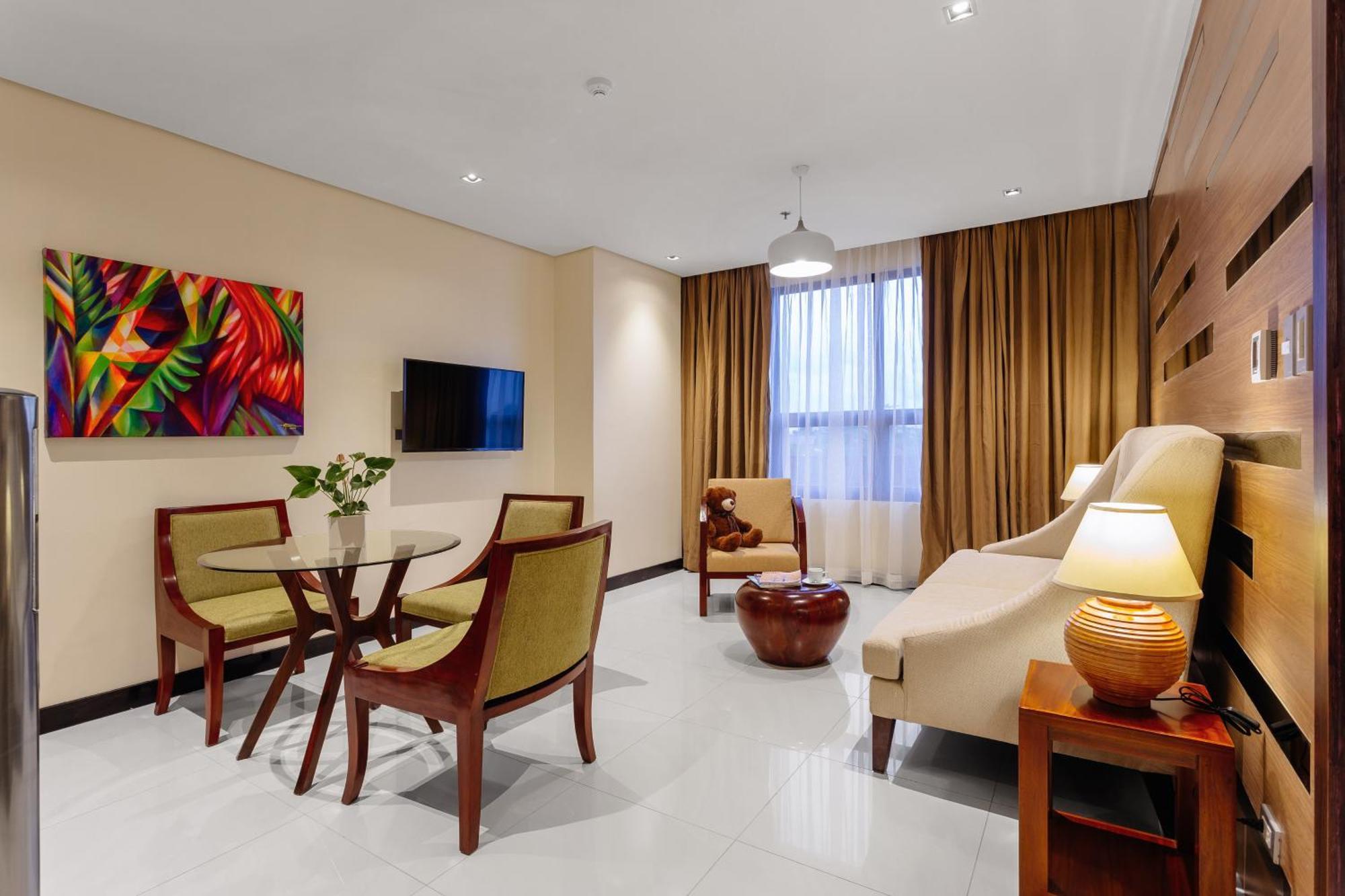 Summit Hotel Tacloban Eksteriør bilde