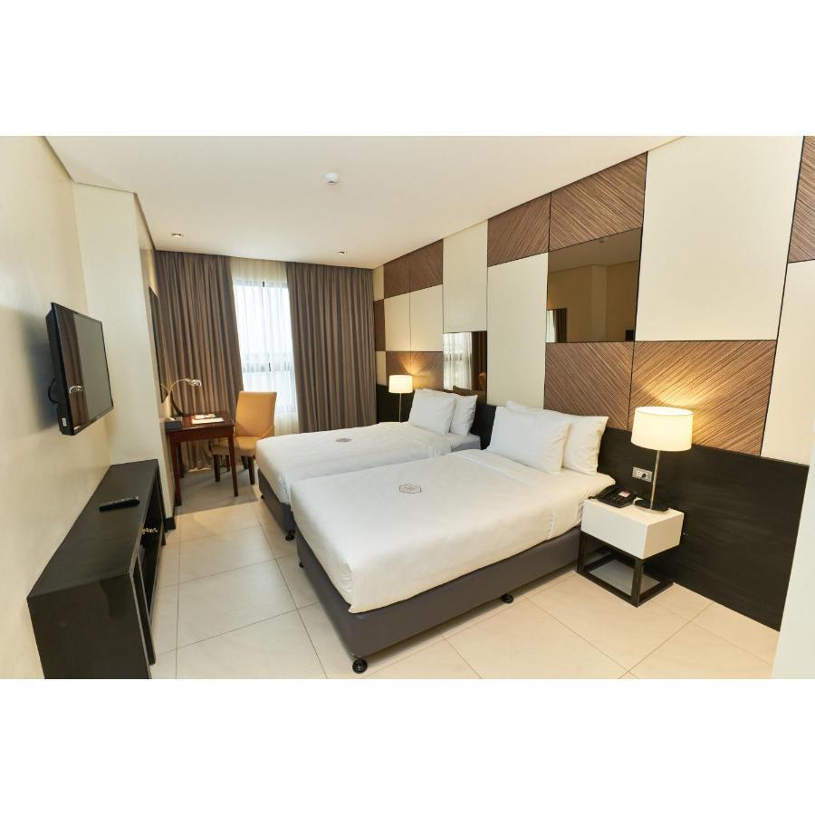 Summit Hotel Tacloban Eksteriør bilde